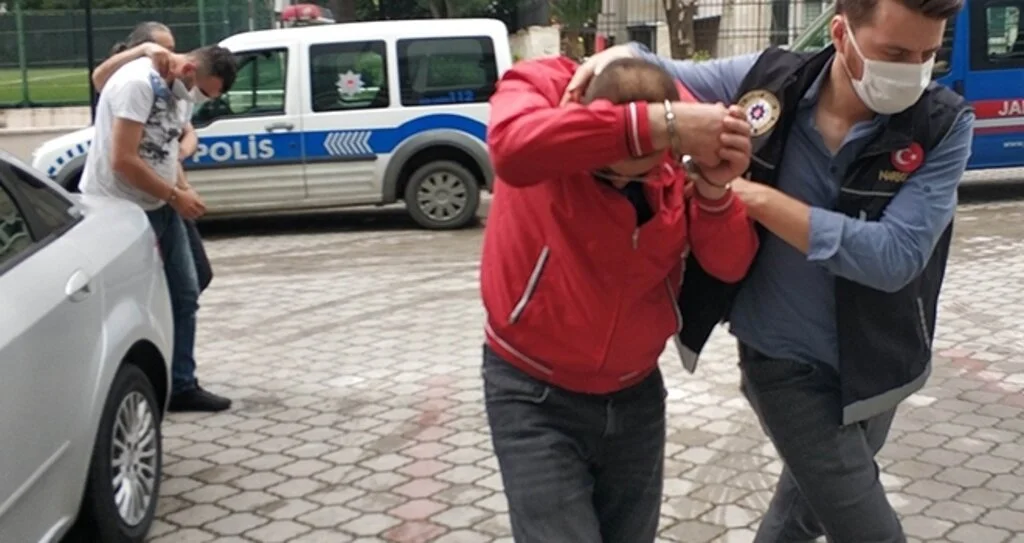 Samsun'da uyuşturucu operasyonu: 5 gözaltı