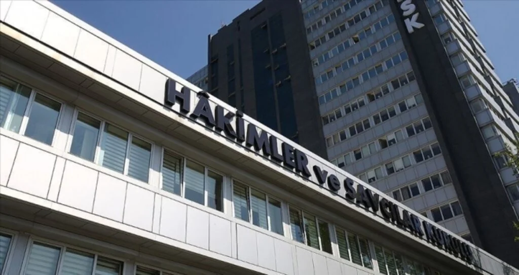 Son dakika: 18 ilin başsavcısı, 4 bin 626 hakim ve savcının yeri değişti