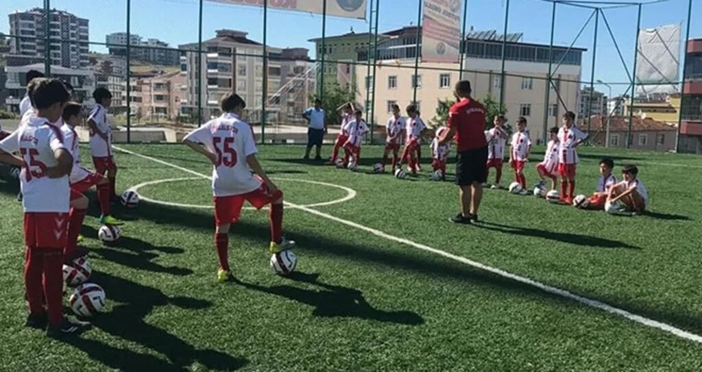 Sporcular Eski Günleri Arıyor