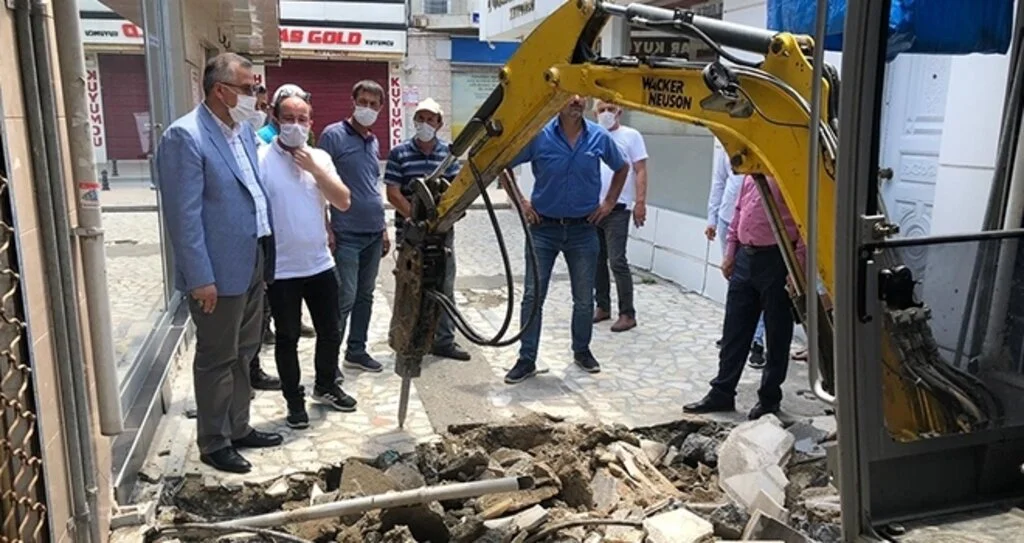 Tarihi Bedesten'de restorasyon çalışması başlattı