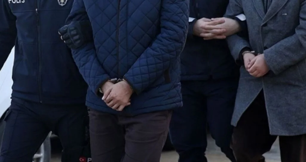 Uyuşturucu operasyonunda 3 tutuklama