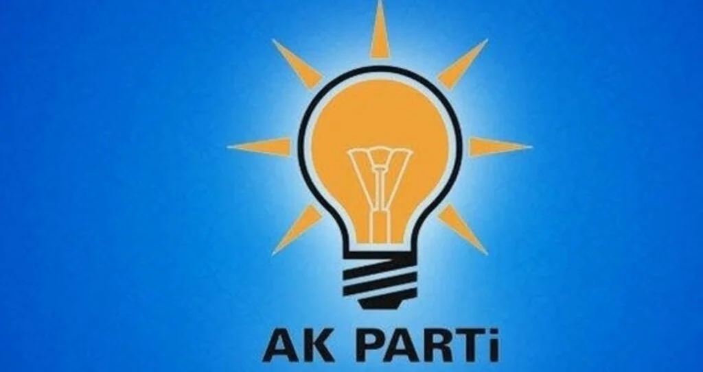 AK Parti'de Flaş İstifa
