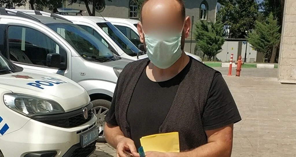 Apart otelde uyuşturucuyla yakalandı