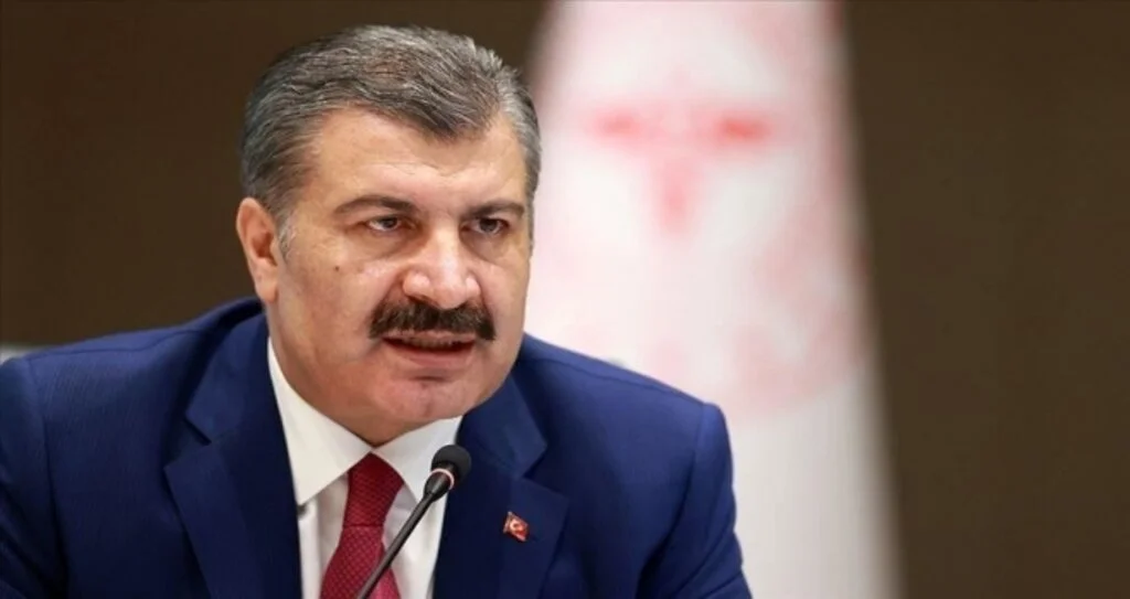 Bakan Koca, havuz ve plajlardaki 'damlacık' tehlikesine karşı uyardı