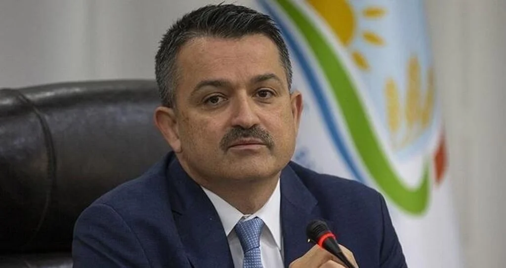 Bakan Pakdemirli acı haberi duyurdu: 2 arkadaşımız şehit oldu