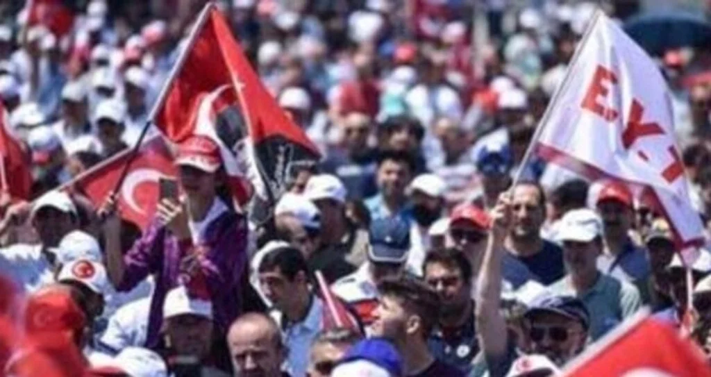 Başer: EYT Sorunu Çözülmeli!