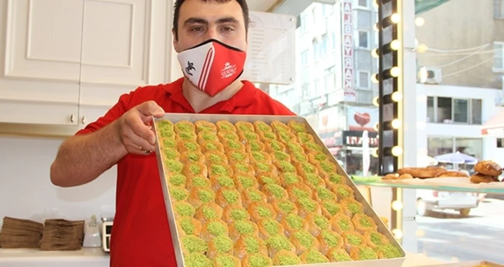 Bayram öncesi ‘tatlı’ mesai