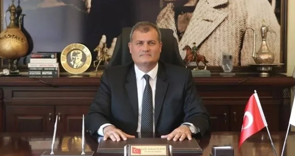 Belediye Başkanının Odasında Dinleme Cihazı Bulundu