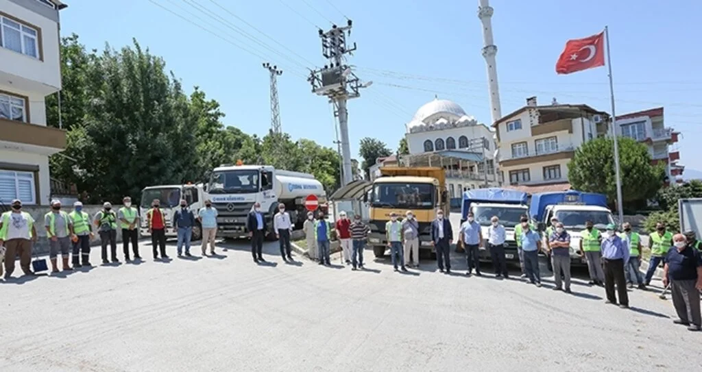 Canik’te 'Sokağım Evim Kadar Temiz Olsun Projesi' devam ediyor