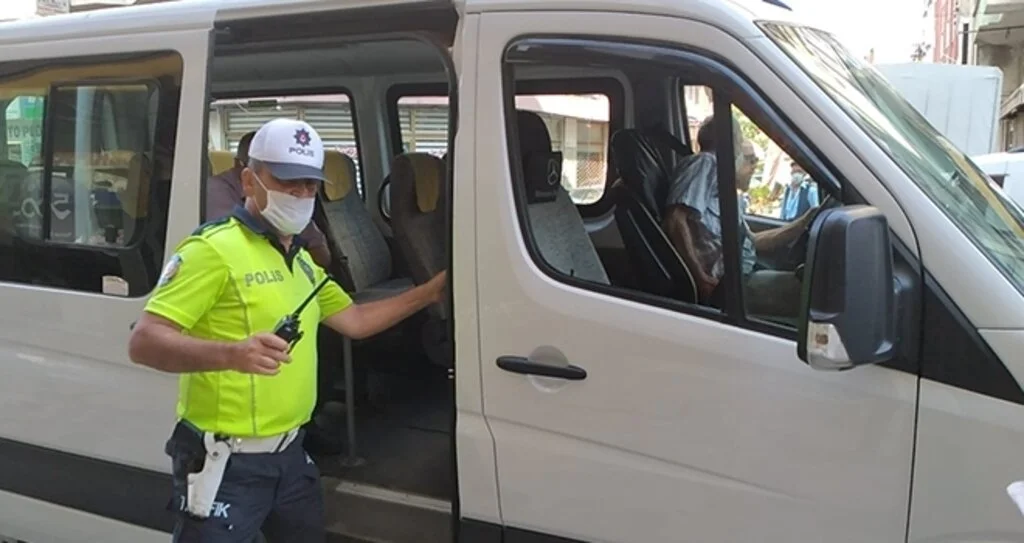 Çarşamba’da dolmuşlar denetlendi