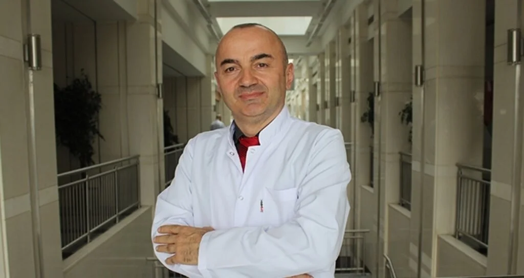 Deniz ve havuzda lens kullanımına dikkat