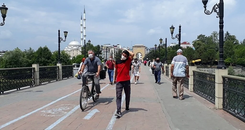 Emniyetin ‘maske’ hassasiyeti