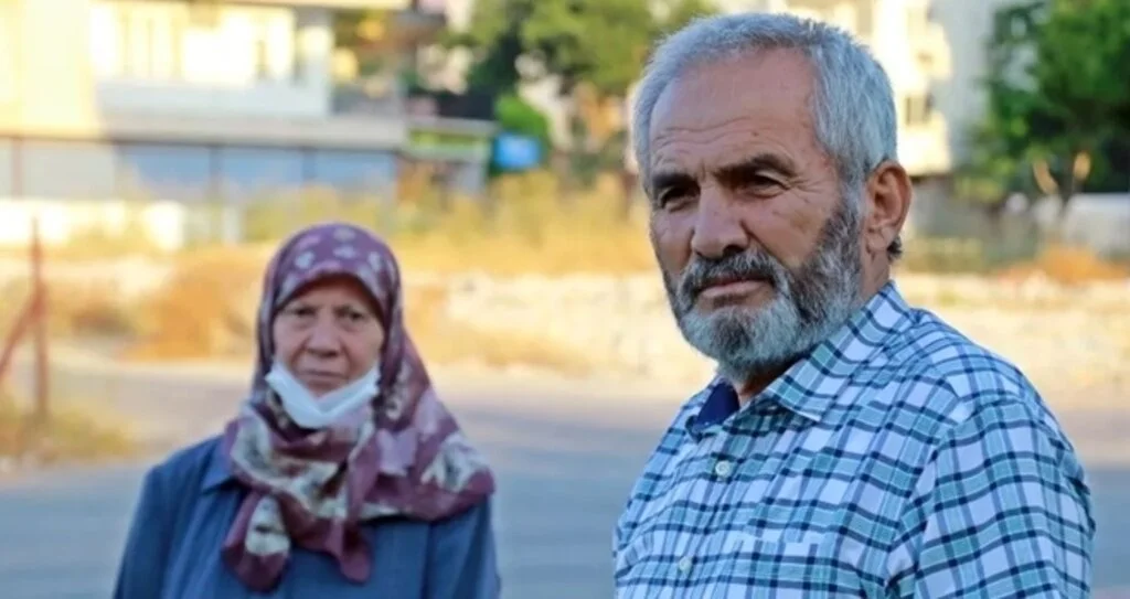 Ev satma vaadiyle dolandırılan yaşlı çift, tüm birikimlerini kaybetti