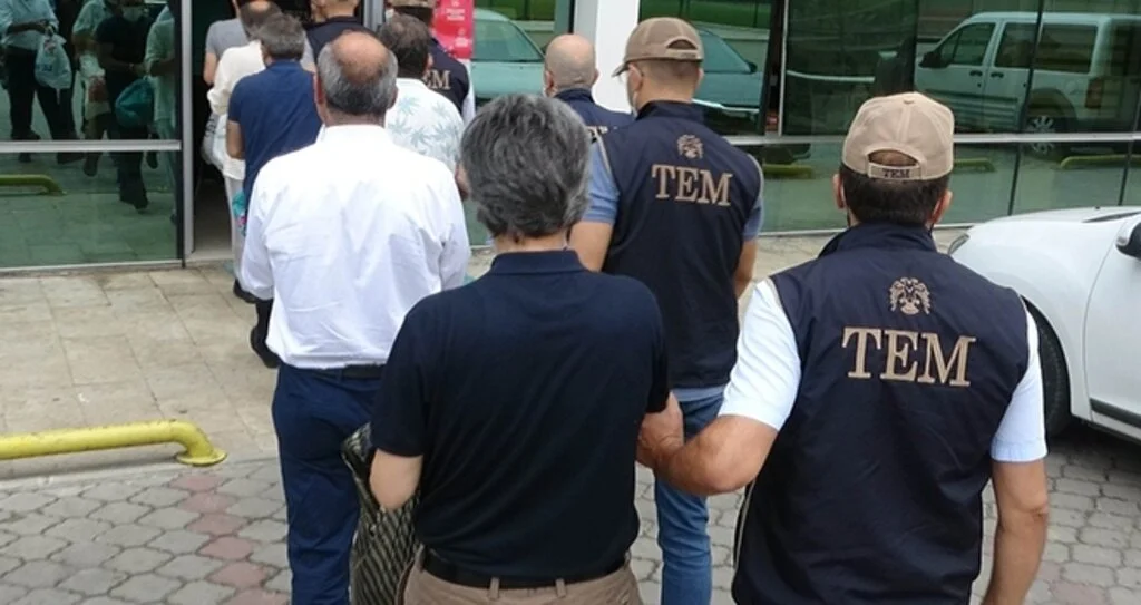 FETÖ'nün yeni yapılanmasına yönelik operasyonda 11 kişi serbest bırakıldı
