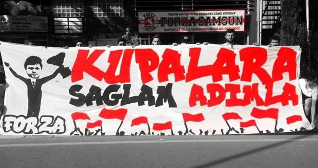 Forza Samsun'dan şahane pankart!