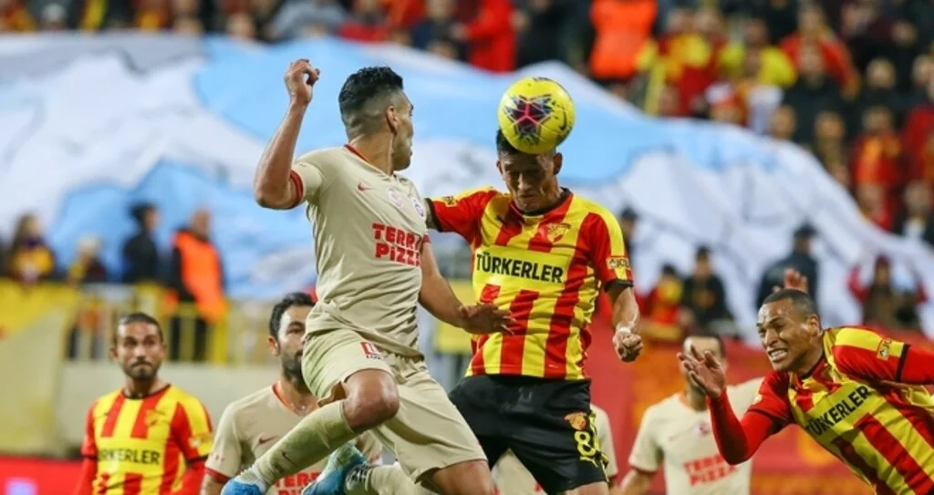 Galatasaray'ın Göztepe Maçı İçin İlk 11'i Şekilleniyor