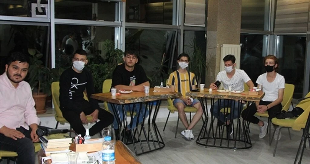 Gençlere 'güzel ahlak' mesajı
