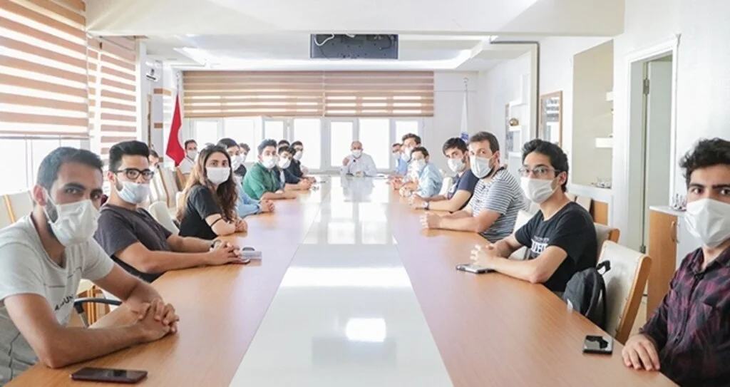 Gençlik ve Spor İl Müdürü İsmail Hakkı Kasapoğlu Gençleri Ağırladı