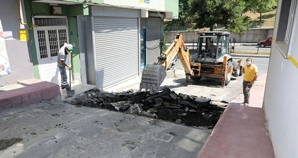 İlkadım’da bozulan yollara onarım