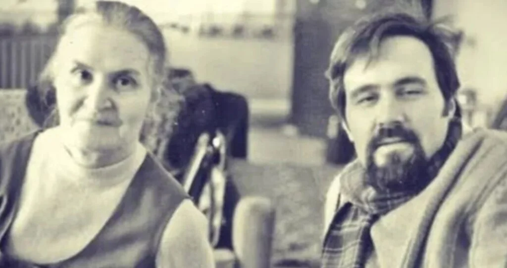 İsmail Küçükkaya acı haberi duyurdu! İlber Ortaylı'nın annesi Şefika Ortaylı hayatını kaybetti