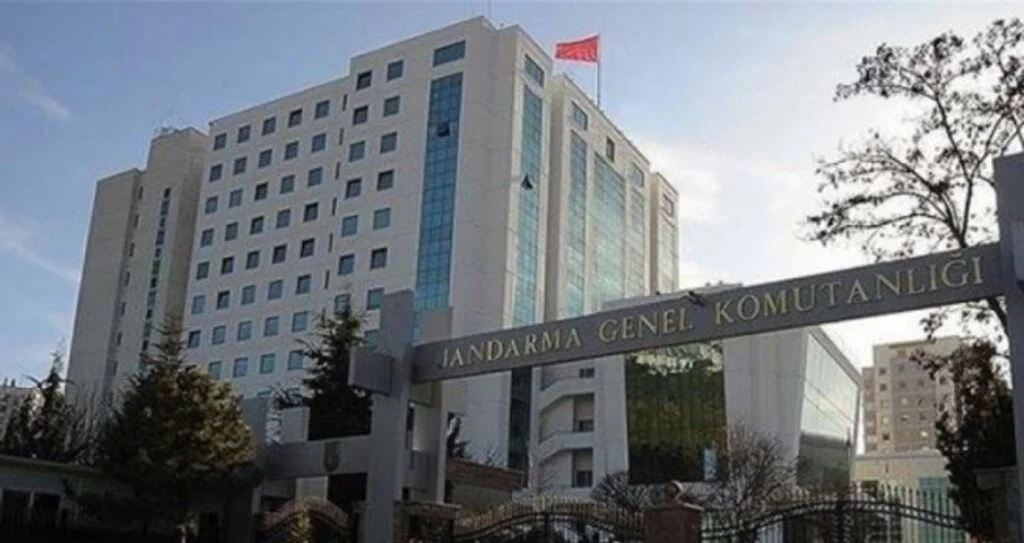 Jandarma ve Sahil Güvenlik Komutanlıkları ilgili kararlar Resmi Gazete'de
