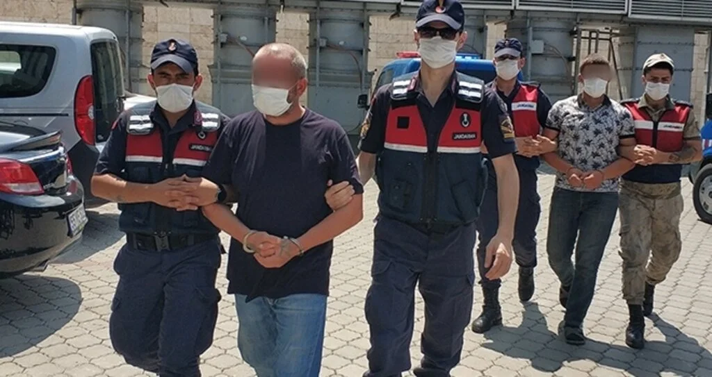 Jandarmadan uyuşturucu operasyonu: 2 gözaltı
