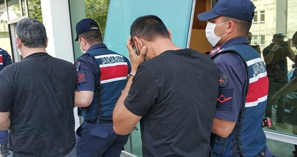 Kaçak alkol üretimi şüphelileri serbest