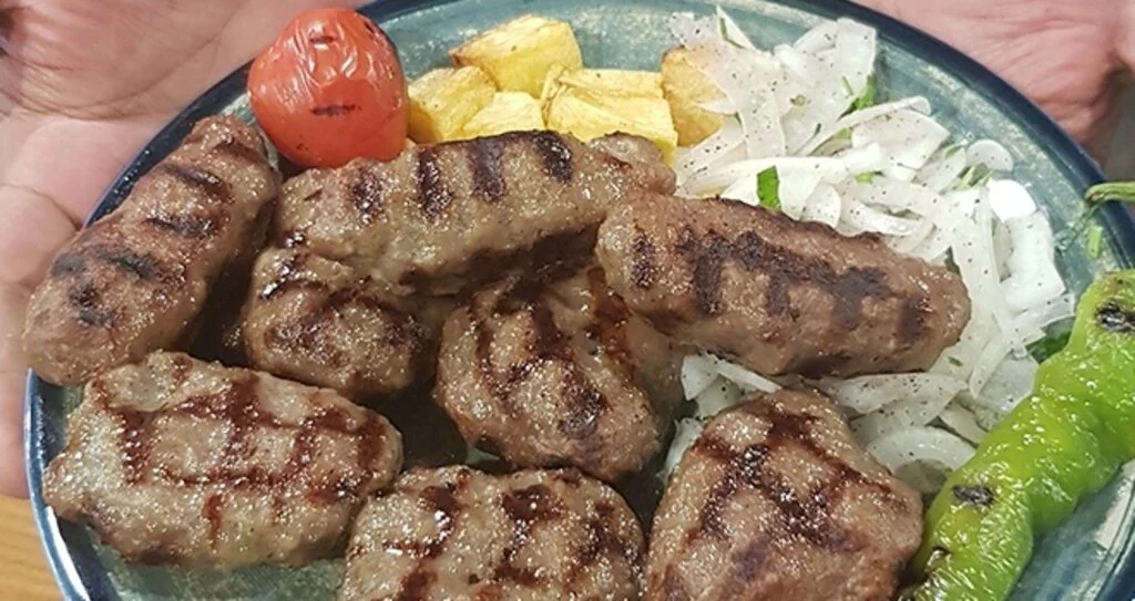 Köfte deyip geçme bin çeşidi, bin hilesi var...