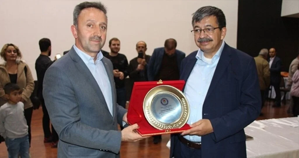 Memur-Sen ve Eğitim-Bir-Sen Çarşamba İlçe Başkanı Hasan Demir: Mücadele sürecek