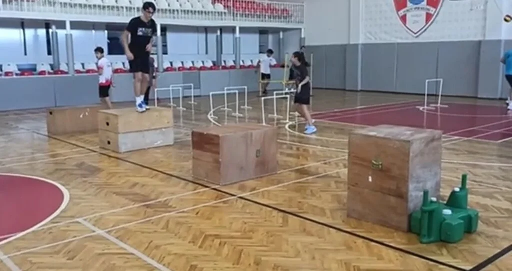 Milli Adaylar Salonda İdman Yaptı