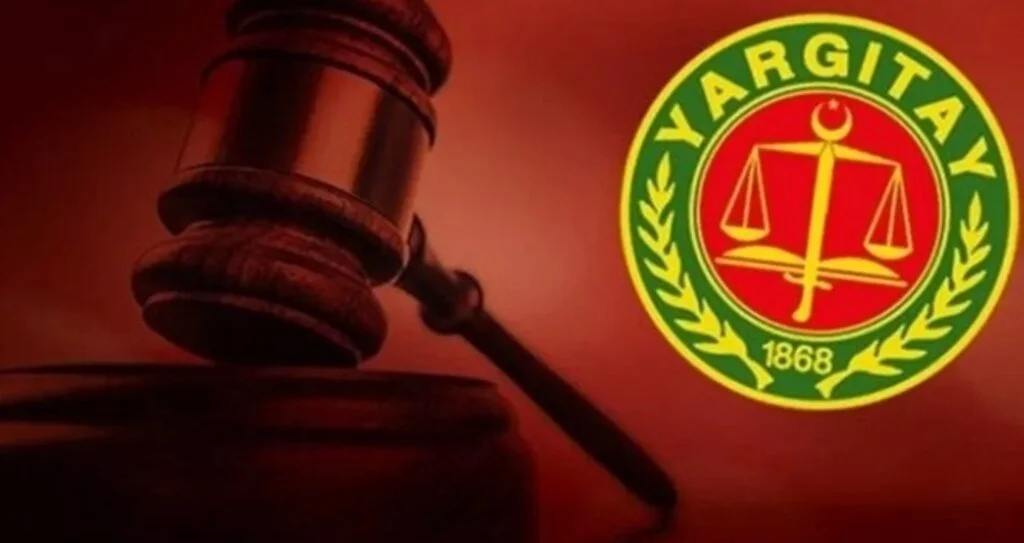 Müdür kadın memurun kalçasına dokundu, Yargıtay ’Babacan tavır’ dedi