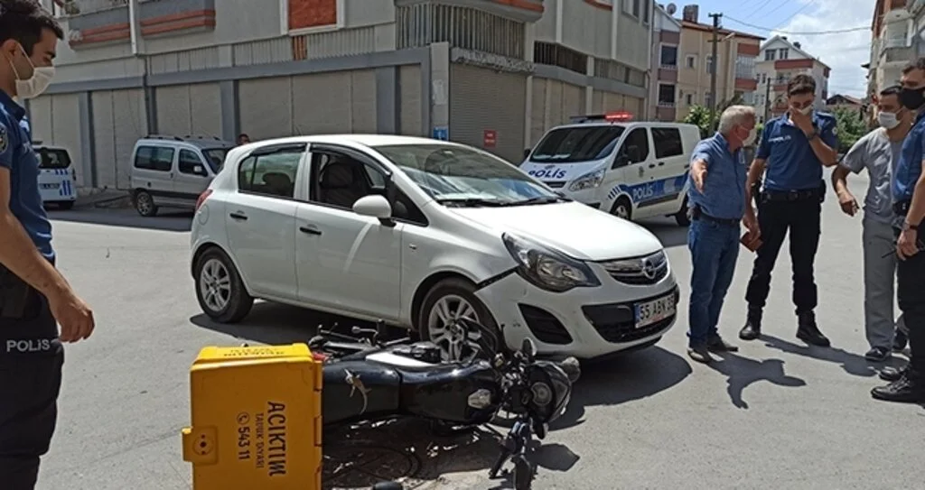Otomobil motosikletle çarpıştı: 1 yaralı