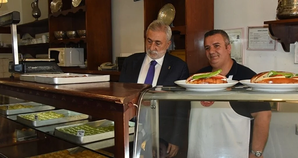 Palandöken: Bayram Sofranız Sağlıksız Yiyeceklerle Dolmasın