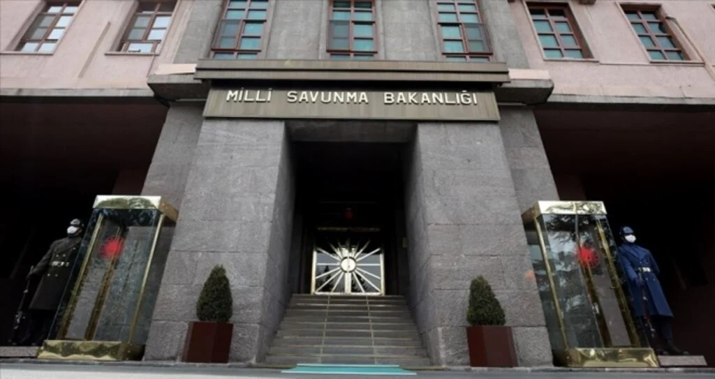 Pençe-Kaplan Operasyonu'nda ele geçirilen silah ve mühimmat imha edildi