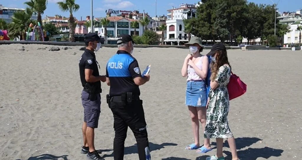 Samsun polisinden boğulma vakalarına karşı vatandaşa bilgilendirme