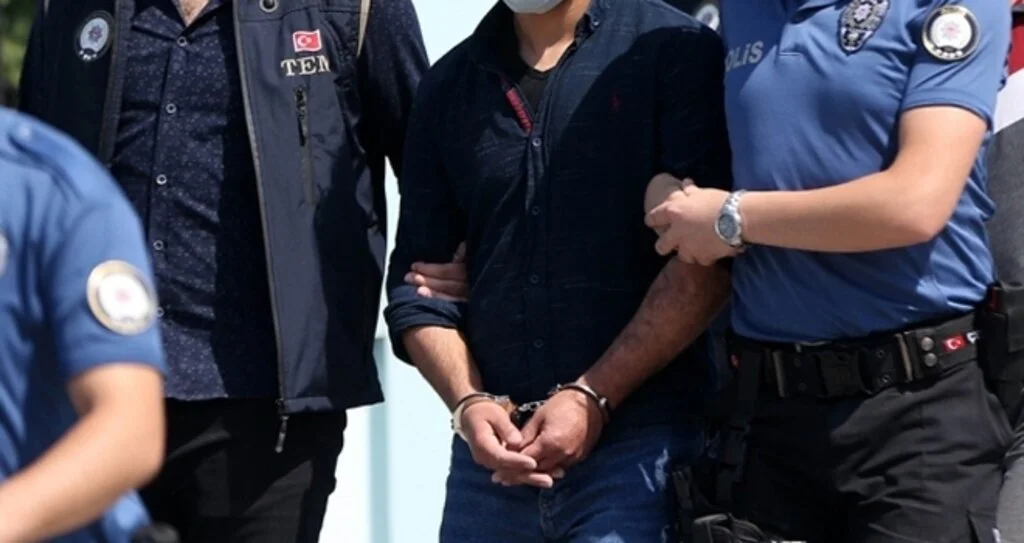 Samsun'da DEAŞ operasyonu: 12 gözaltı