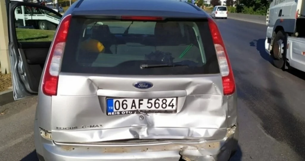 Samsun'da Kırmızı Işıkta Korkutan Kaza: 5 Yaralı
