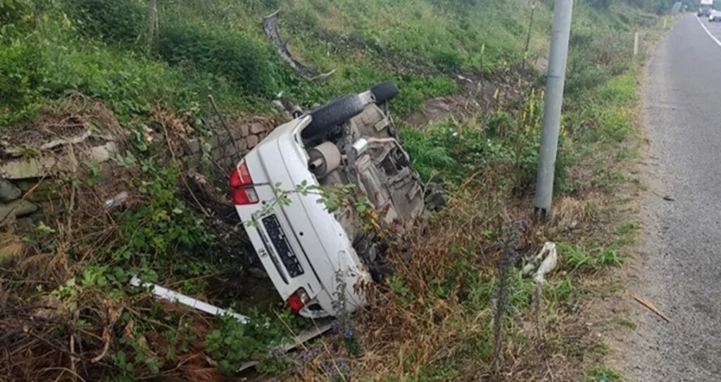 Samsun'da otomobil takla attı: 2 yaralı