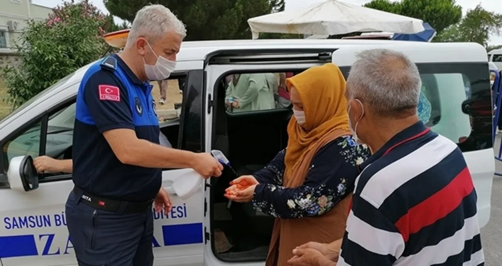 Zabıtadan mezarlıklarda korona virüs önlemi