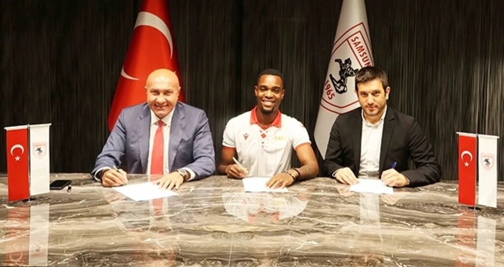 Ange-Freddy Plumain imzaladı