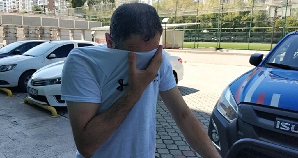 Çay evi sahibi uyuşturucu haplarla yakalandı