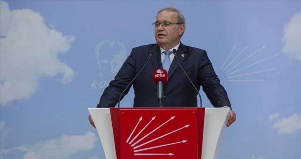 CHP Sözcüsü Öztrak: Karadeniz'de doğal gaz rezervi bulunmasını eleştirmiyoruz