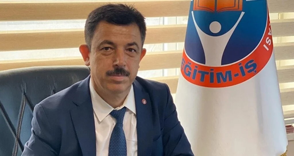 Eğitim İş Sendikası Samsun Şube Başkanı Rüstem Kara: 30 Ağustos'u kimse unutturamaz