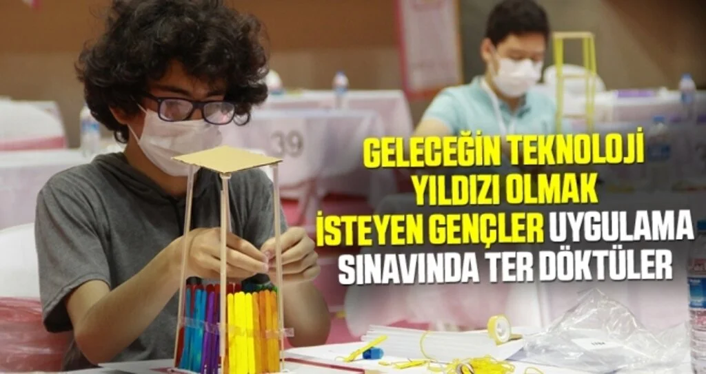 Geleceğin teknoloji yıldızı olmak isteyen gençler uygulama sınavında ter döktüler