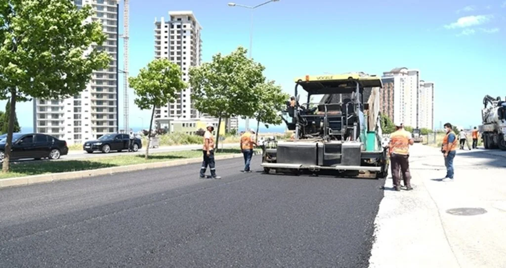 Hedeflenen 1100 kilometrelik yolun yarısı tamamlandı