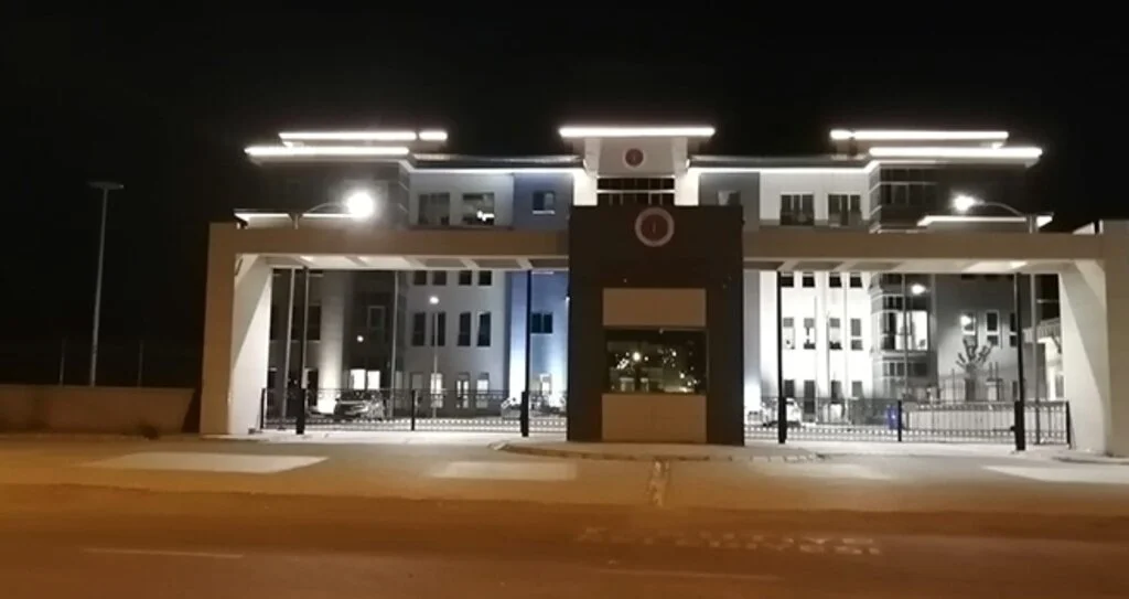 İki aile arasında silahlı kavga: 3 ölü
