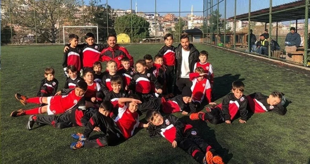 Kadıköyspor Yarın Sahaya İniyor