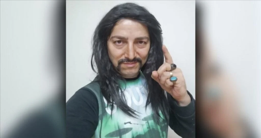 Komedyen İsmail Baki Tuncer'den çocuklara Barış Manço taklidiyle 'maske' uyarısı