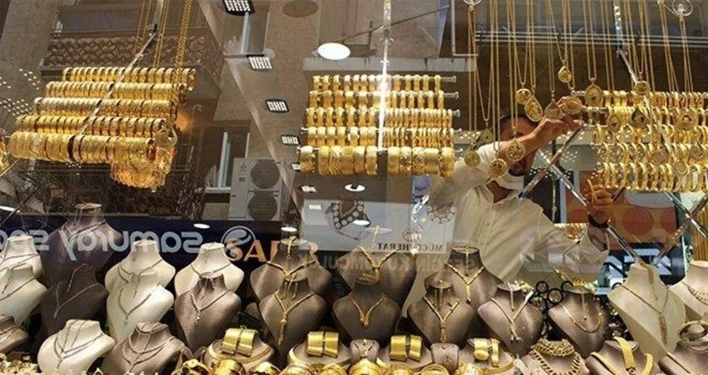 Kuyumculardan ’aklı olan altınını bozdurmasın’ uyarısı