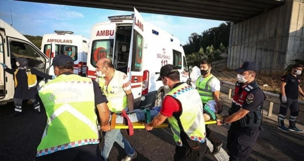 Kuzey Marmara Otoyolu’da otobüs kazası: 5 ölü, 25 yaralı